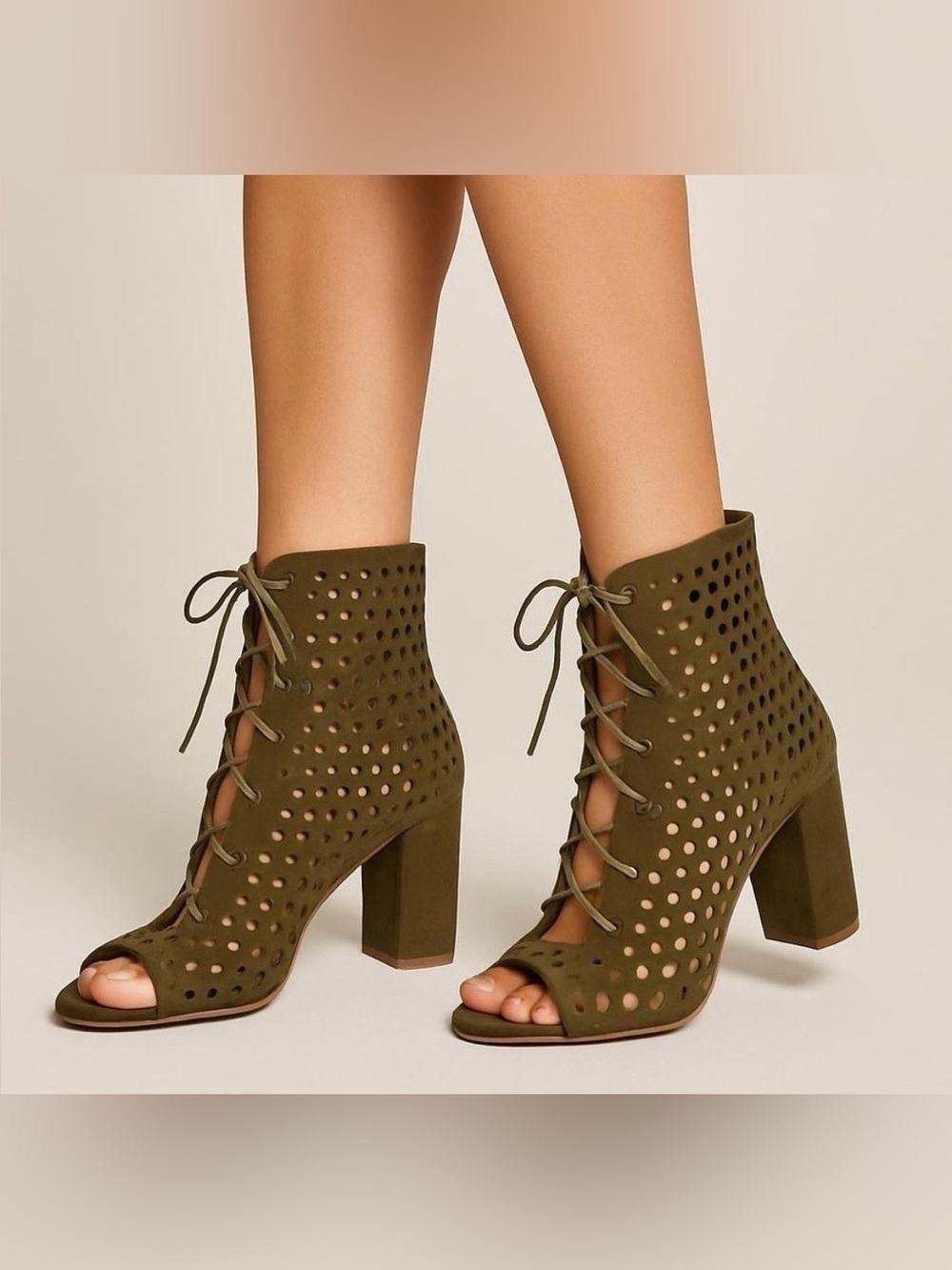 NIB!Shoe Shoe Republic LA-Suede Perforated-Lace UpPeep toe heel booties Size 9